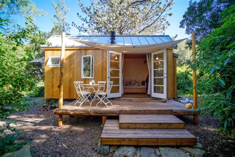 Zen tiny home - 26 Peaceful Homes That Feel Like Zen Sanctuaries. These meditative spaces were designed to de-stress. Text by. Grace Miller. View 26 Photos. With open floor plans that bring in natural daylight, serene colors and textures, and an emphasis on the outdoors, these projects feel like oases in the modern world.